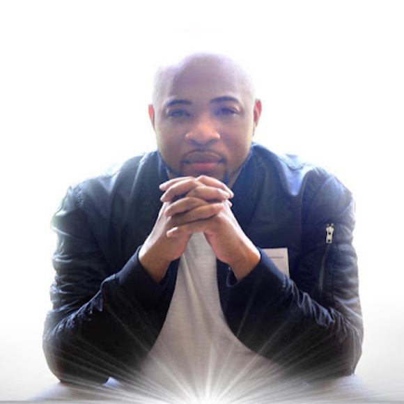 Meet your Posher, Christopher - Picture 1 of 1